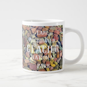 Sanfte Steine in Wasser, McDonald Lake, Glacier NP Jumbo-Tasse