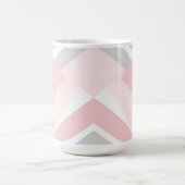 Sanftes Rosa Chevron Geometrisch Kaffeetasse (Mittel)