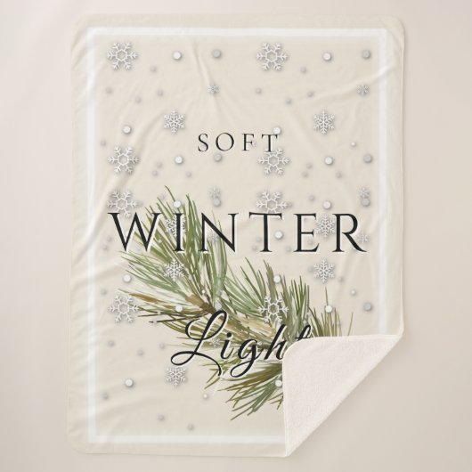 Sanftes Winterlicht mit Kiefernzweig und Schnee Sherpadecke (Vorderseite)