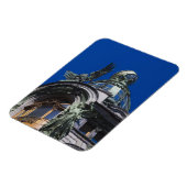 Sängerin Gebäude, Detail Magnet (Linke Seite)