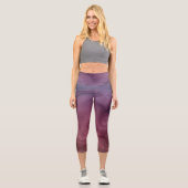 Sangria Strata | Moody Pink und Lila Luxe Agate Capri Leggings (Vorderseite)