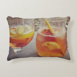 Sangria und Sonnenschein Dekokissen