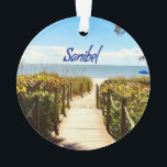 Sanibel Island Florida Beach Ocean Ornament<br><div class="desc">Sanibel Island Florida Beach Ocean Blue Himmel,  grünes Gras und der saubere Ozean.</div>