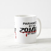 Sanitäter-Zombie Kaffeetasse (VorderseiteRechts)