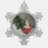 Sankt mit Baum Schneeflocken Zinn-Ornament (Vorderseite)