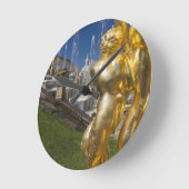 Sankt Petersburg, Grand Cascade-Brunnen Runde Wanduhr (Winkel)