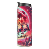 Santa Above the Frozen Pines Thermosbecher (Nach rechts gedreht)