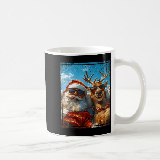 Santa And Reindeer Selfie Funny Christmas Vacation Kaffeetasse (Rechts)