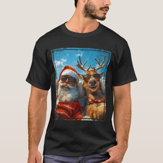 Santa And Reindeer Selfie Funny Christmas Vacation T-Shirt (Vorderseite)