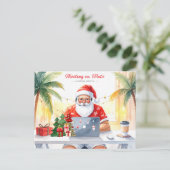 Santa arbeitet an feiertagspostkarte (Stehend Vorderseite)
