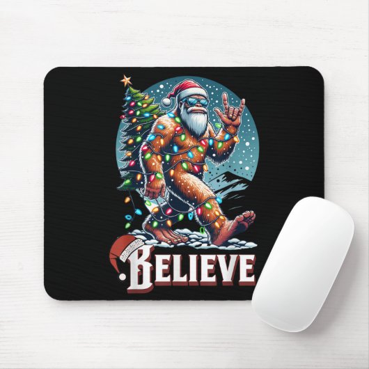 Santa Bigfoot Christmas Lights Funny Sasquatch Bel Mousepad (Mit Mouse)