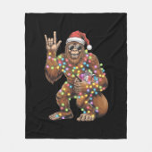 Santa Bigfoot Christmas Lights Rock Funny Fleecedecke (Vorderseite)