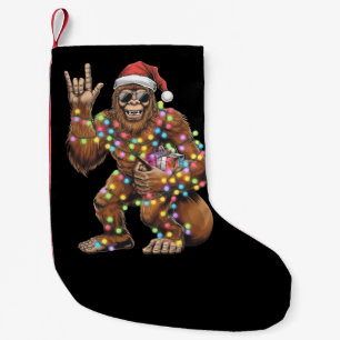 Santa Bigfoot Christmas Lights Rock Funny Kleiner Weihnachtsstrumpf