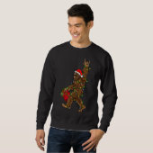 Santa Bigfoot Christmas Lights Rock Funny Sasquatc Sweatshirt (Vorne ganz)