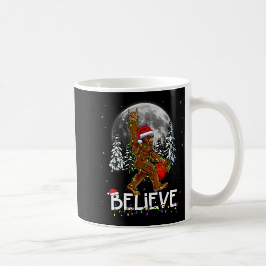 Santa Bigfoot Christmas Tree Lights Xmas Boys Men Kaffeetasse (Rechts)
