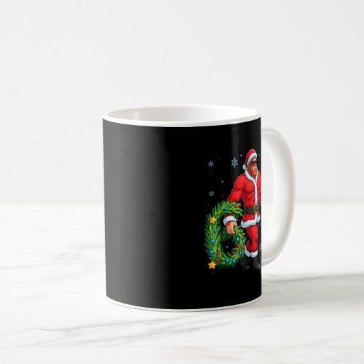 Santa Bigfoot Christmas Tree Sasquatch 67 Six Seve Kaffeetasse (VorderseiteRechts)