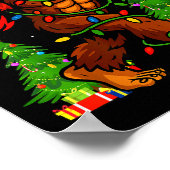 Santa Bigfoot Christmas Tree Xmas Lights Funny Sas Poster (Ecke)