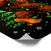 Santa Bigfoot Christmas Tree Xmas Lights Funny Sas Poster (Ecke)
