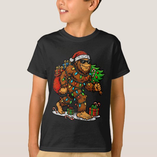 Santa Bigfoot Christmas Tree Xmas Lights Funny Sas T-Shirt (Vorderseite)