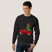 Santa Bigfoot Riding Red Truck Sasquatch Weihnacht Sweatshirt (Vorne ganz)