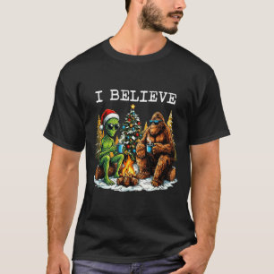 Santa Bigfoot und Alien UFO Paranormaler Kryptid W T-Shirt