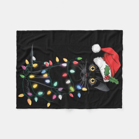 Santa Black Cat hallte in Weihnachtsbaumlicht auf Fleecedecke (Vorderseite (Horizontal))