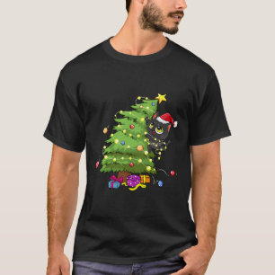 Santa Black Cat hallte in Weihnachtsbaumlicht auf T-Shirt