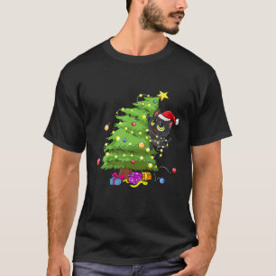 Santa Black Cat hallte in Weihnachtsbaumlicht auf T-Shirt