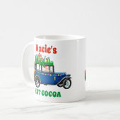 Santa Blue Car Weihnachten präsentiert heißes Kaka Kaffeetasse (Vorderseite Links)
