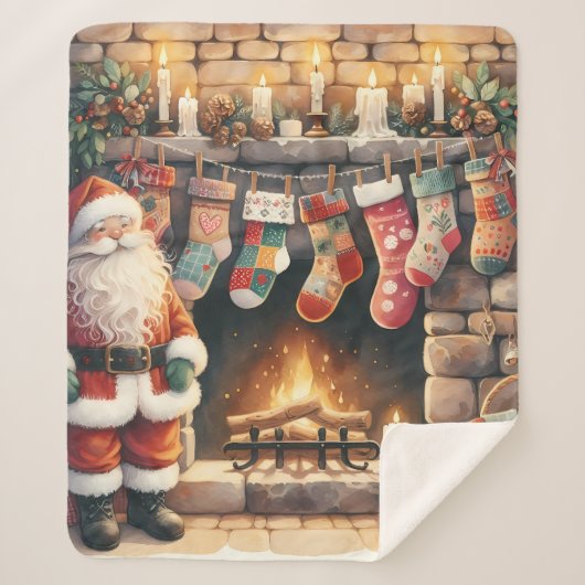 Santa by Fireplace Christmas Stockings Sherpadecke (Vorderseite)