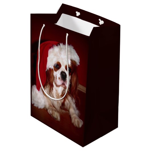 Santa Cavalier Spaniel Puppy Mittlere Geschenktüte (Rückseite Schrägansicht)