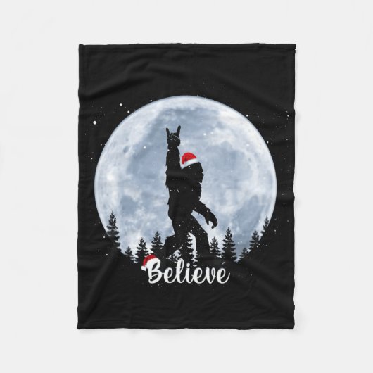 Santa Christmas Rock Sasquatch Xmas Girl T Shirt  Fleecedecke (Vorderseite)