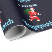 Santa Claus - Bagsquatch Geschenkpapier (Rolleneckpunkt)