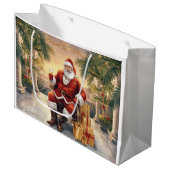 Santa Claus Christmas under palm tree California Große Geschenktüte (Vorderseite Schrägansicht)