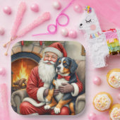 Santa Claus Holding Bernese Mountain Dog Christmas Pappteller (Party)