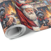 Santa Claus Holding Scottish Terrier Christmas Art Geschenkpapier (Rolleneckpunkt)