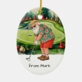 Santa Claus is golfing on golf course background Keramik Ornament (Vorne)