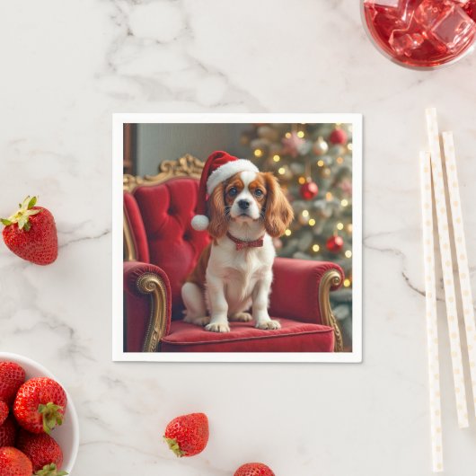 Santa Claus King Charles Spaniel auf einem roten S Serviette (Beispiel)