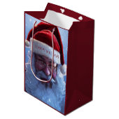 Santa Claus Medium Geschenktasche Mittlere Geschenktüte (Vorderseite Schrägansicht)