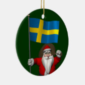 Santa Claus mit der Flagge Schwedens Keramik Ornament (Rechts)