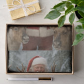 Santa Claus mit Rentieren in schneebedeckten Weihn Seidenpapier (Geschenk)