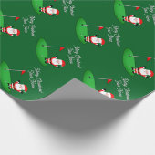 Santa Claus on golf course funny Christmas Geschenkpapier (Ecke)