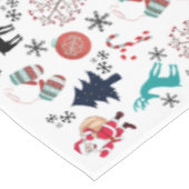 Santa Claus Reindeer Pine Trees Mittens Tischdecke (Schrägansicht)
