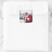 Santa Claus Trump mit rotem Sack Quadratischer Aufkleber (Tasche)