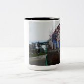 Santa- Cruzstrand/Promenaden-Achterbahn Zweifarbige Tasse (Mittel)