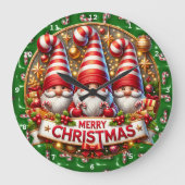 Santa & Gnome Cheer" - Weihnachtsmauer Große Wanduhr (Vorderseite)