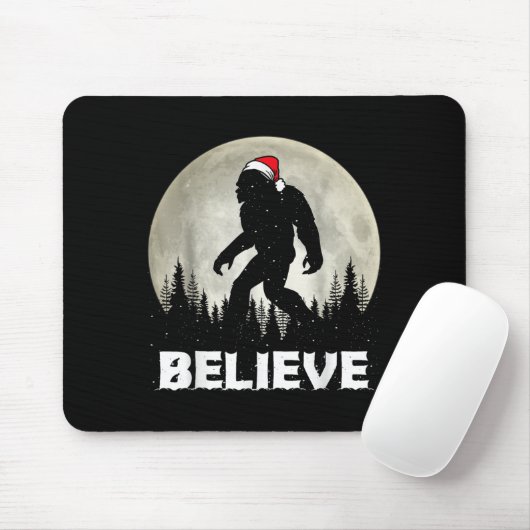 Santa Hat Bigfoot Believe Christmas Lights Rock Sa Mousepad (Mit Mouse)