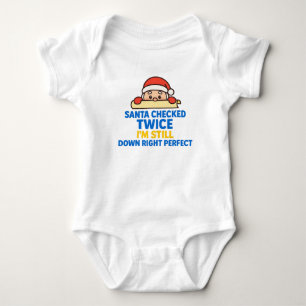 Santa hat zweimal geprüft, nach rechts perfekt baby strampler