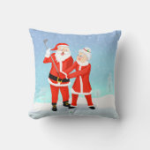 Santa Helping Mrs. Claus mit ihrem Golfschwung Kissen (Vorderseite)