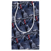 Santa in London Painting by Alfred Fox Kleine Geschenktüte (Vorderseite)